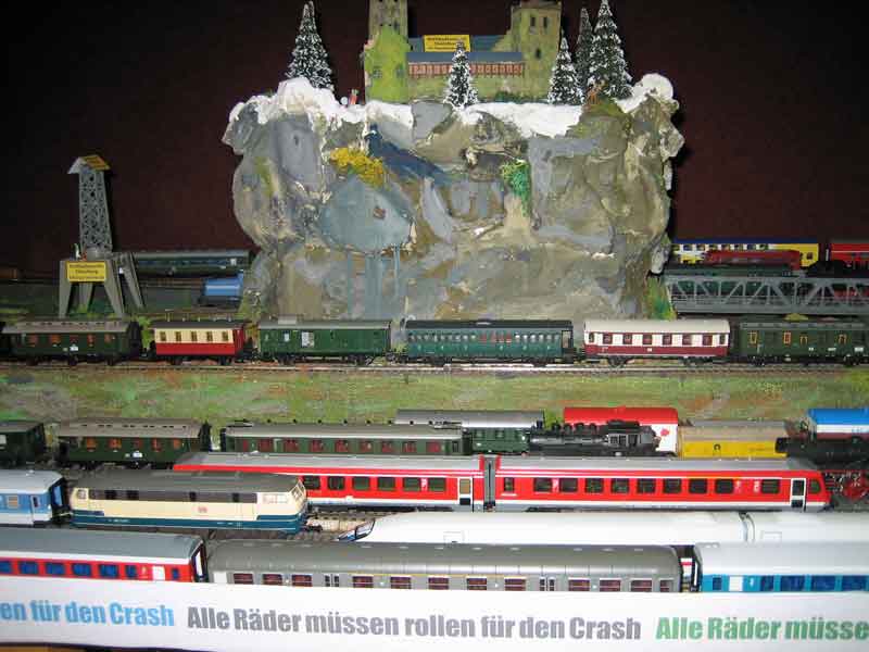 Koexistielle Eisenbahnvielfalt am Weltkulturerbe Steinburg